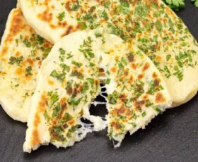 Cheese Naan