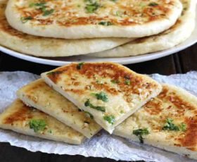 Garlic & Cheese Naan